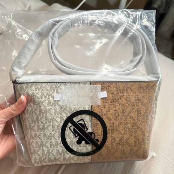 MICHAEL KORS Jet Set Small Two-Tone Logo MK Crossbody Bag In Deer Multi NWT - Picture 5 of 10